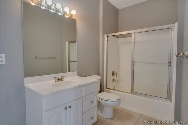 $1,099,999 | 66 Valencia Drive, Lake Ozark, MO 65049