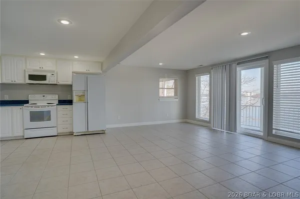 $1,099,999 | 66 Valencia Drive, Lake Ozark, MO 65049