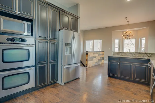 $1,099,999 | 66 Valencia Drive, Lake Ozark, MO 65049