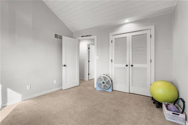 $515,000 | 57 Y St Lake, Lee's Summit, MO 64086
