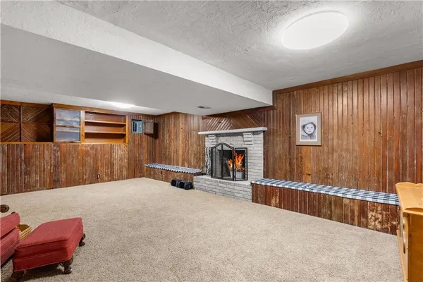 $515,000 | 57 Y St Lake, Lee's Summit, MO 64086