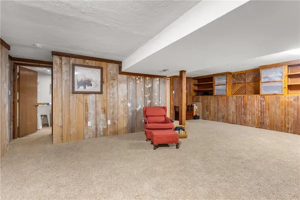 $515,000 | 57 Y St Lake, Lee's Summit, MO 64086