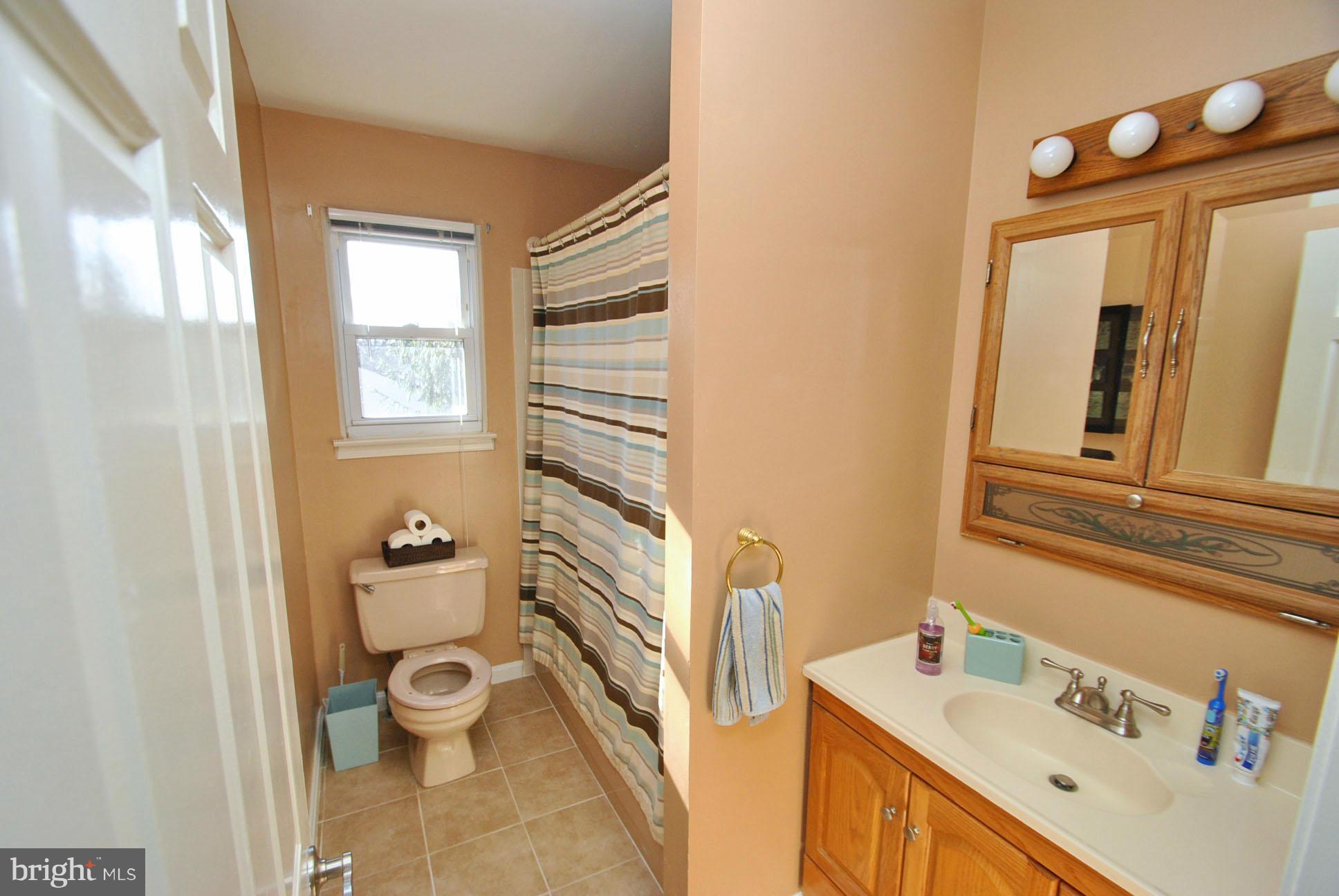 3701 Klausmier Road Baltimore, MD 21236 - Photo 21 of 30 UPPER LEVEL FULL BATH