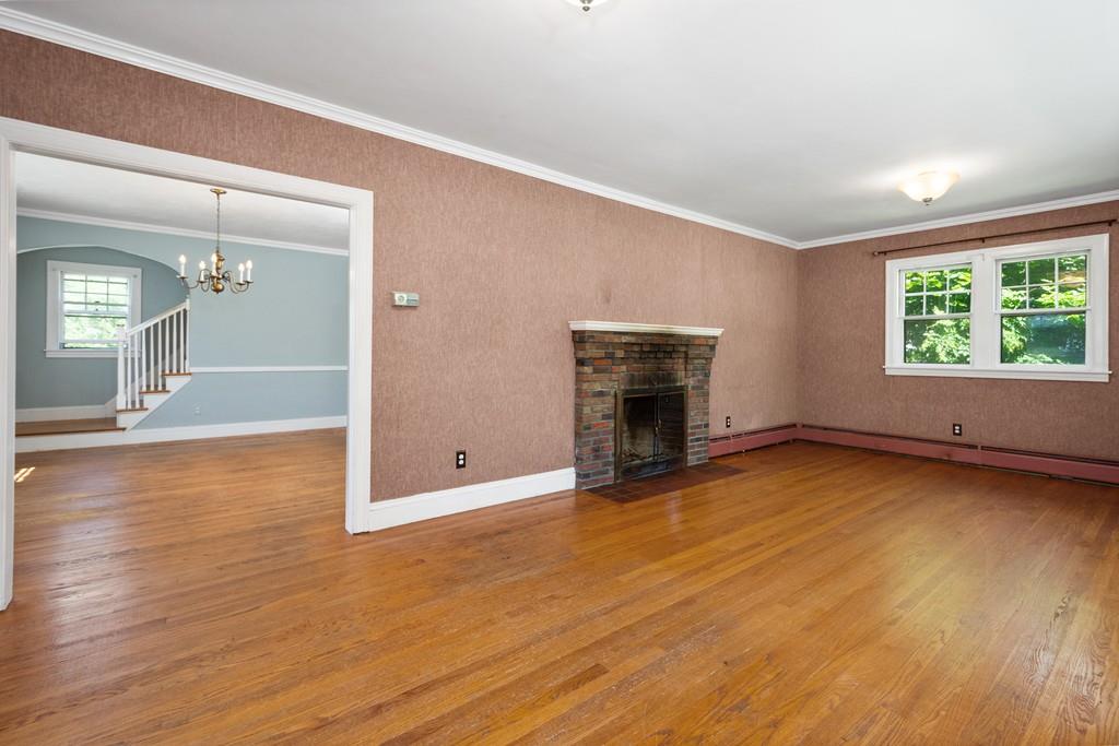 20 Dellwood Road Worcester, MA 01602 - Photo 5 of 39