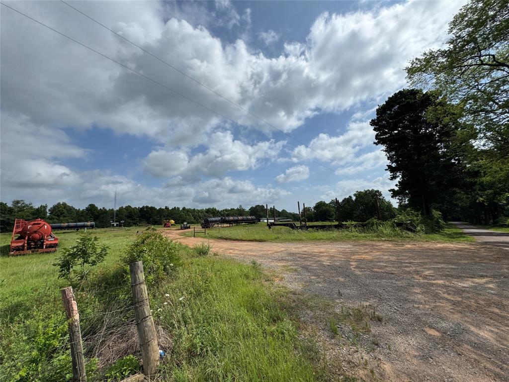 7262 County Road Carthage, TX 75633 - Photo 25 of 39