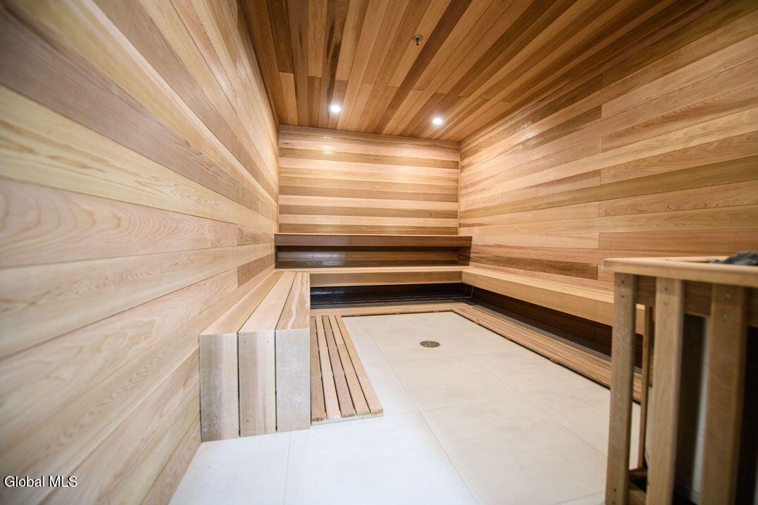 6051 State Farm Road, Unit 118 Guilderland, NY 12084 - Photo 17 of 24 xq8dcEUE