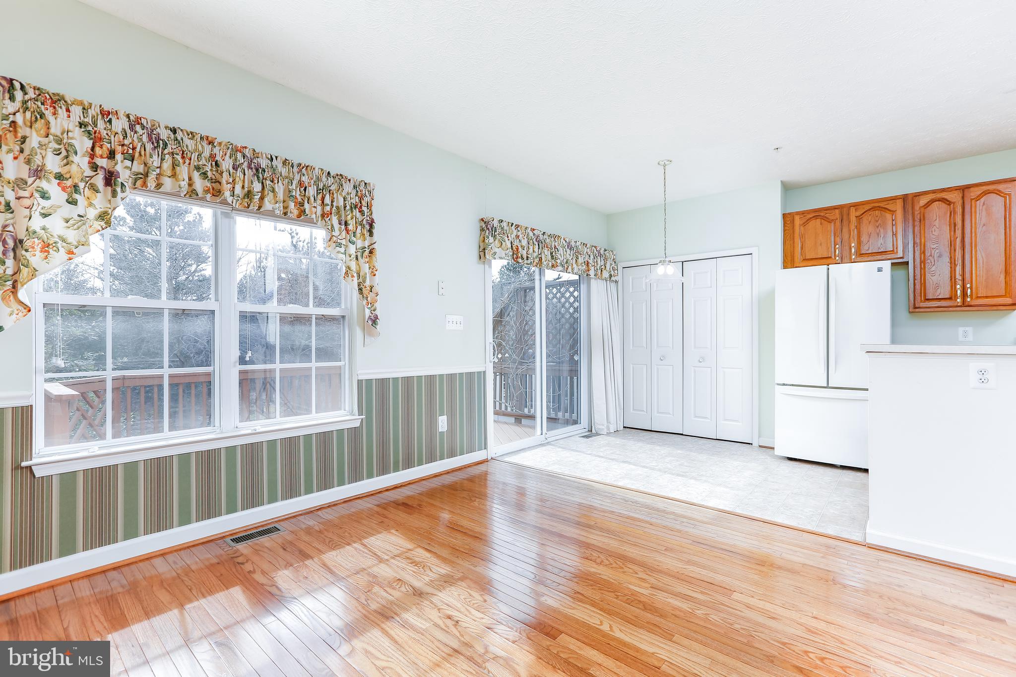1365 Escapade Court Riva, MD 21140 - Photo 20 of 57 Bright, sunny, SouthEastern exposure in kitchen