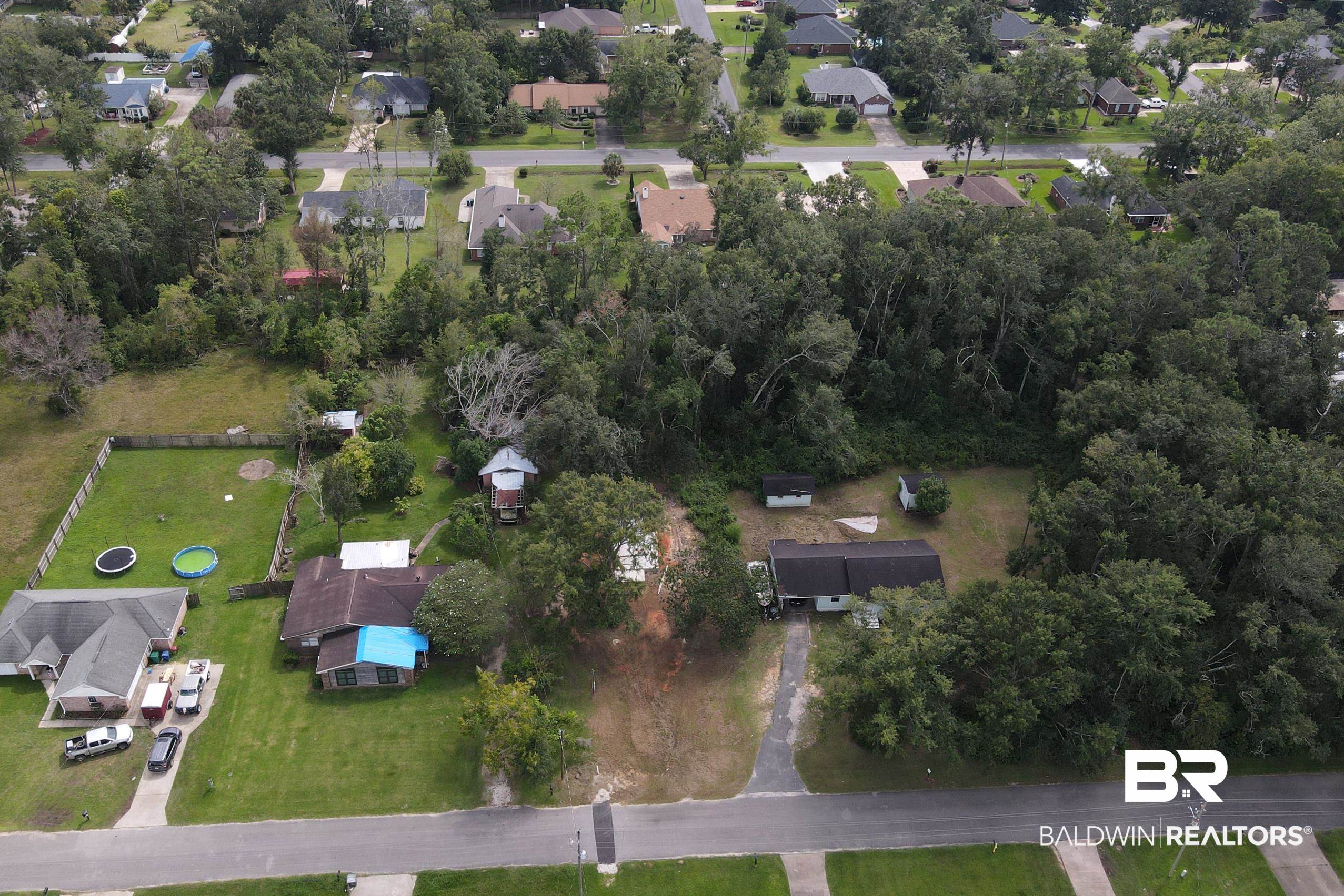 504 Hamilton Boulevard Foley, AL 36535 - Photo 7 of 11