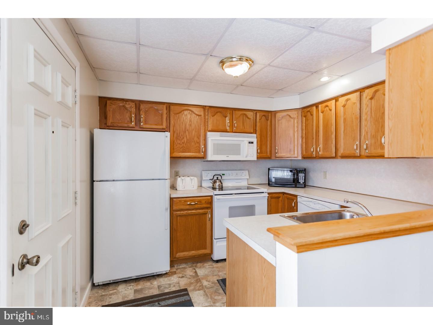 3633 Lower Road Bristol, PA 19007 - Photo 8 of 25 Gallery Image 8