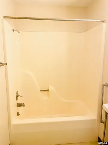 $280,000 | 612 3rd Avenue, Grand Tower, IL 62942