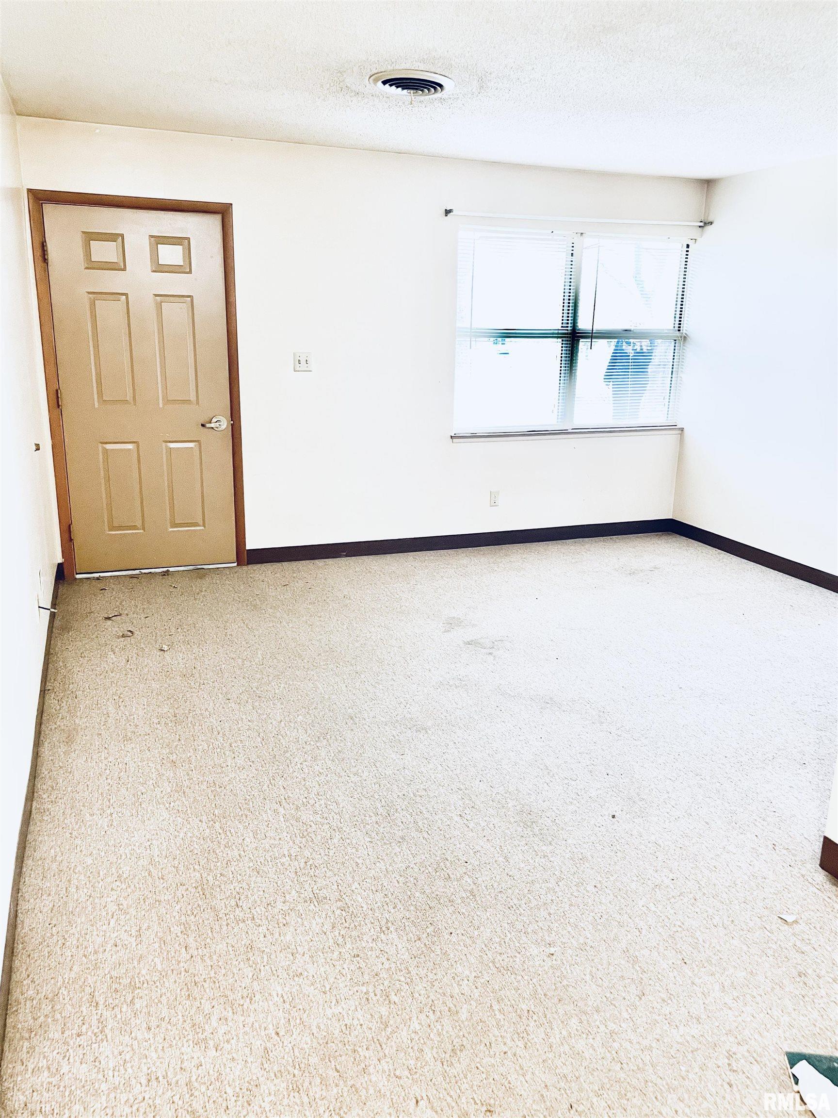 612 3rd Avenue Grand Tower, IL 62942 - Photo 6 of 18