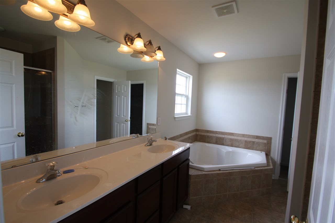 150 Castleton Circle Boiling Springs, SC 29316 - Photo 10 of 12