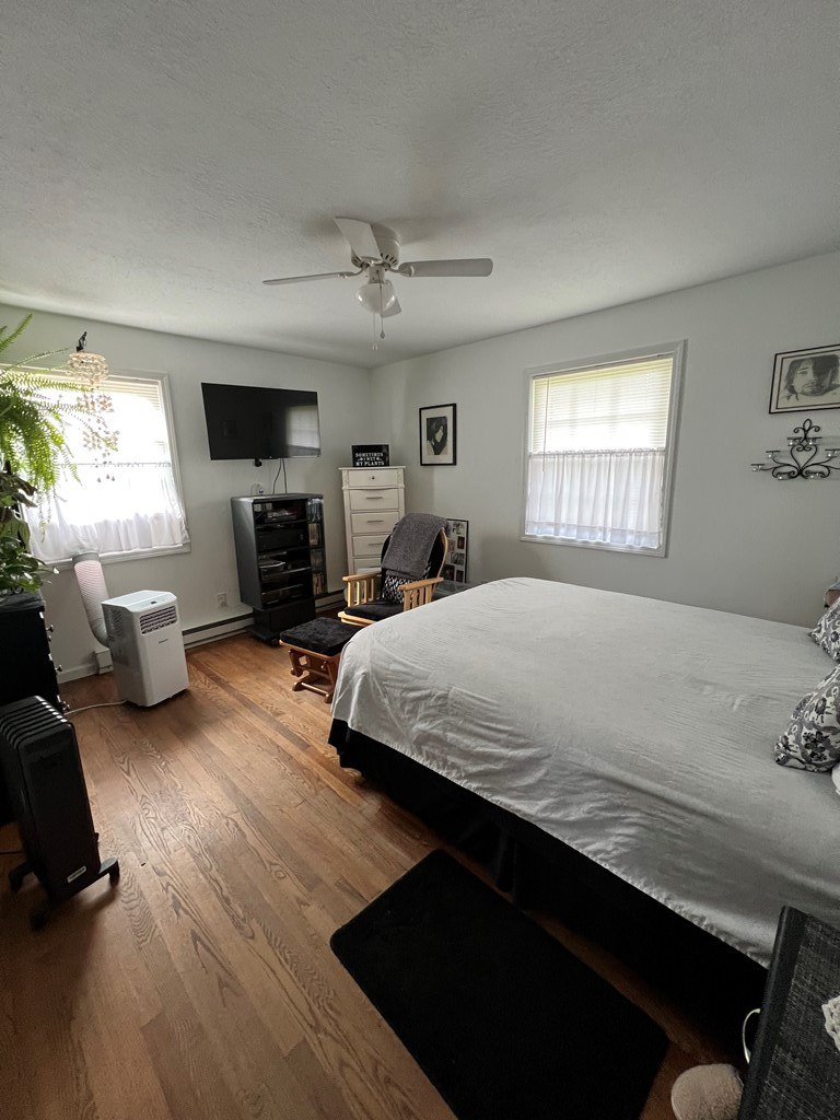 4448 Hebron Road Galax, VA 24333 - Photo 11 of 16 Gallery Image 11