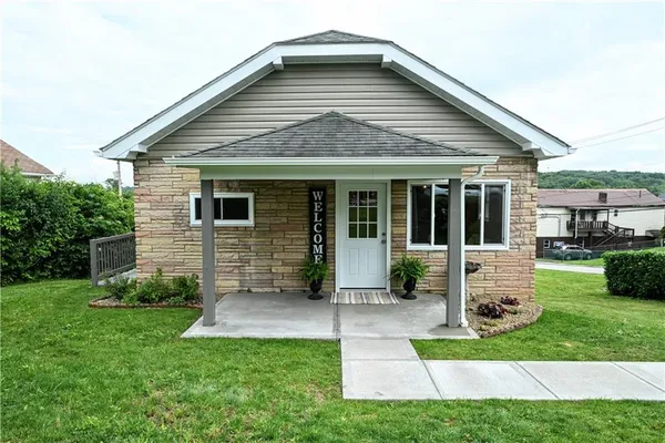 $165,000 | 400 East 4th Avenue, Langeloth, PA 15054