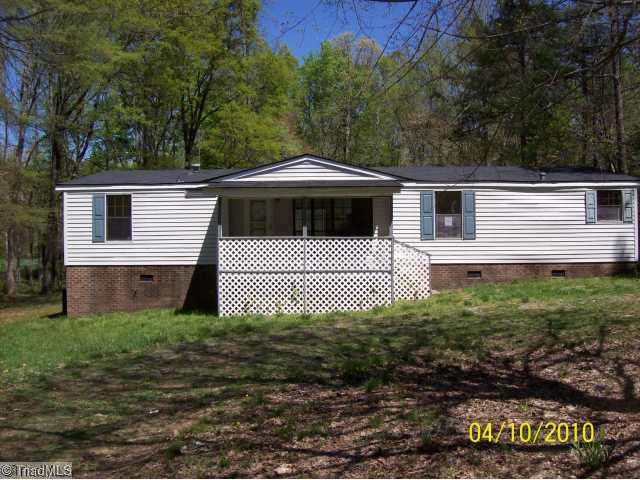 1593 Cid Road Lexington, NC 27292 - Photo 1 of 10 Exterior Front.