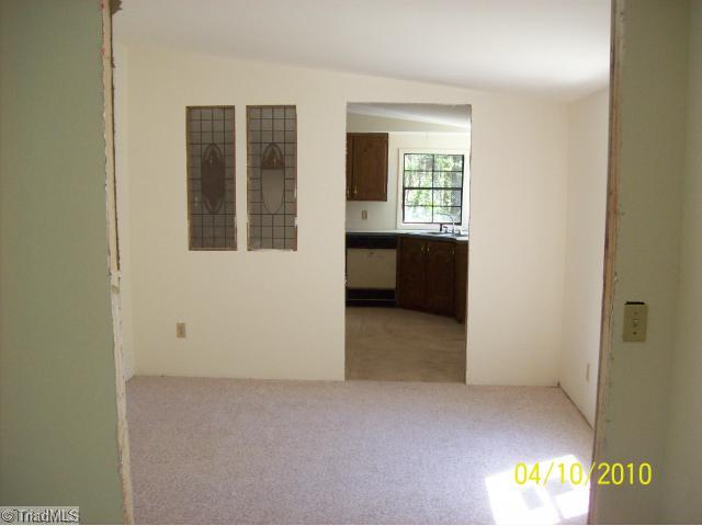 1593 Cid Road Lexington, NC 27292 - Photo 4 of 10 Interior Space/Layout.