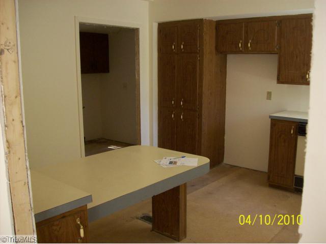 1593 Cid Road Lexington, NC 27292 - Photo 6 of 10 Kitchen.