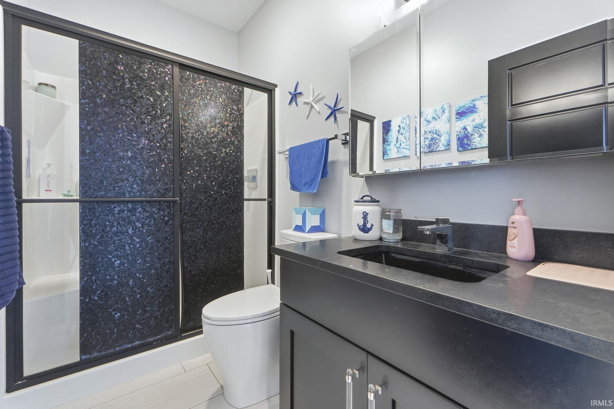 1123 State Road 8 Auburn, IN 46706 - Photo 18 of 36