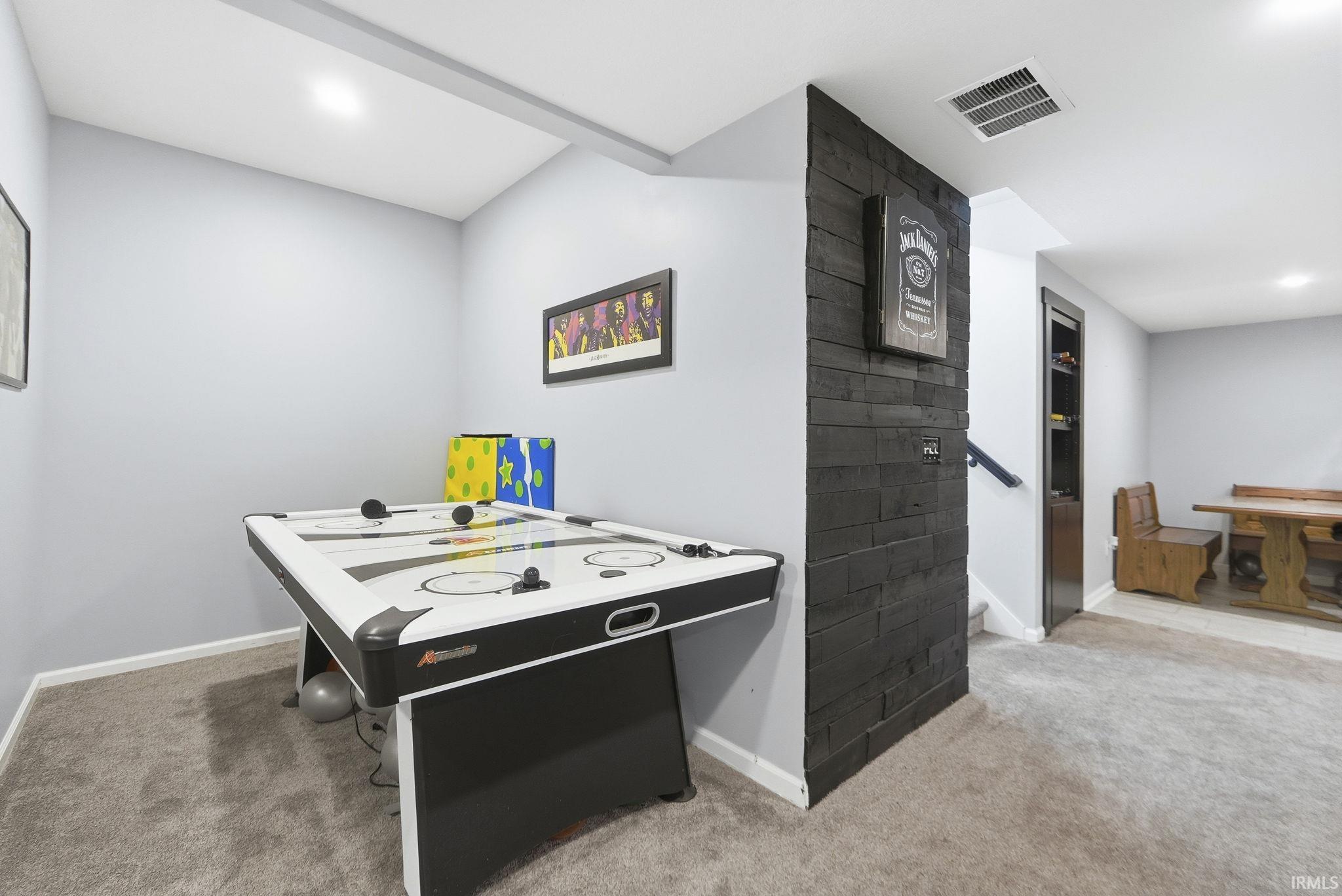 1123 State Road 8 Auburn, IN 46706 - Photo 24 of 36