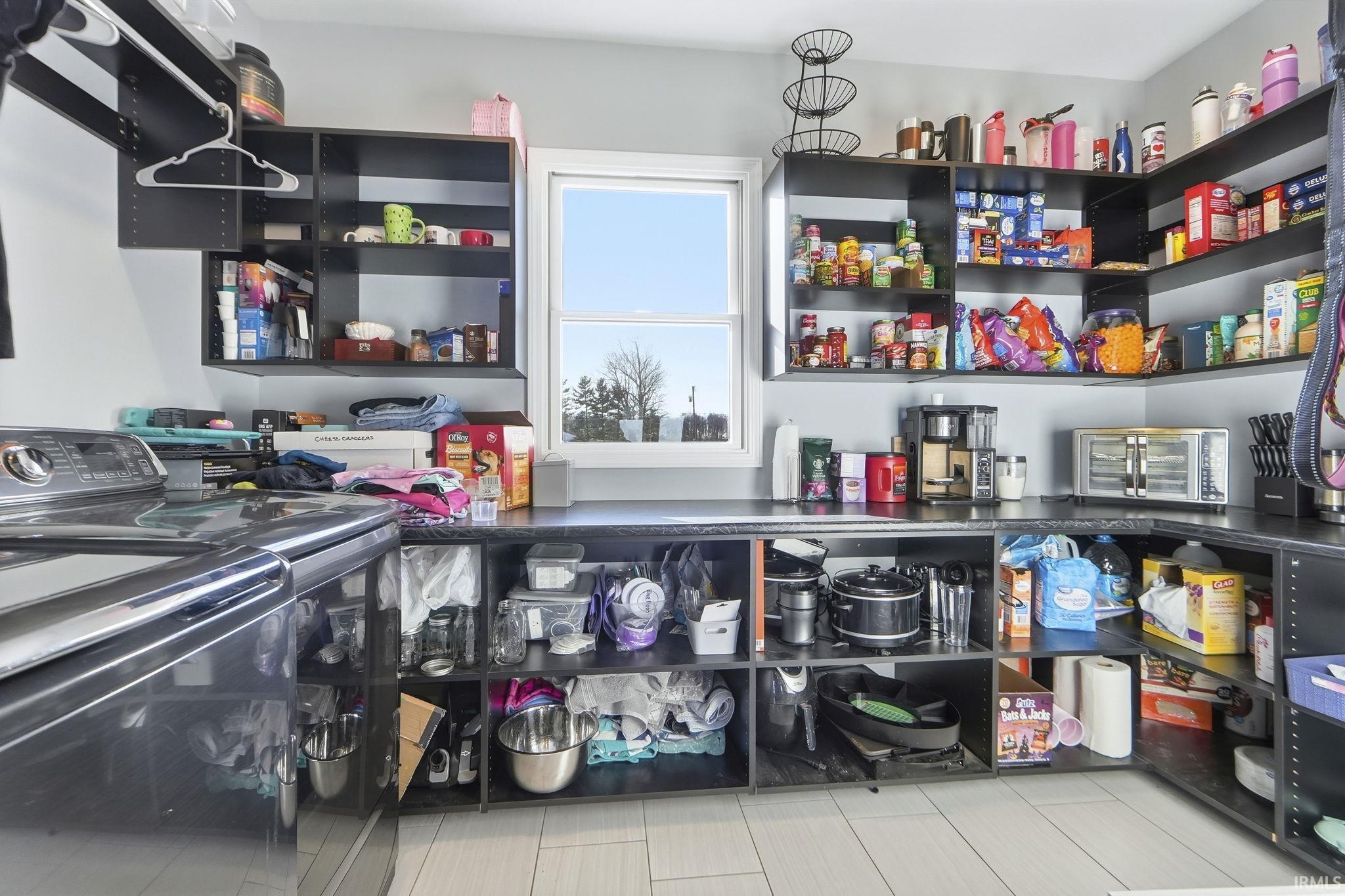 1123 State Road 8 Auburn, IN 46706 - Photo 9 of 36