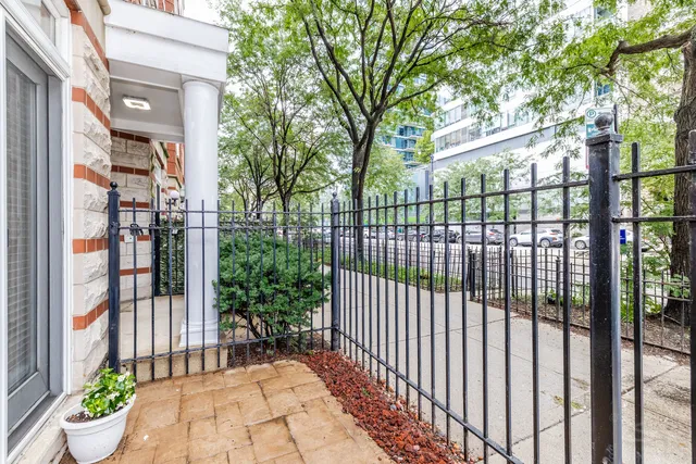 $369,000 | 1346 South Wabash Avenue, Unit A, Chicago, IL 60605