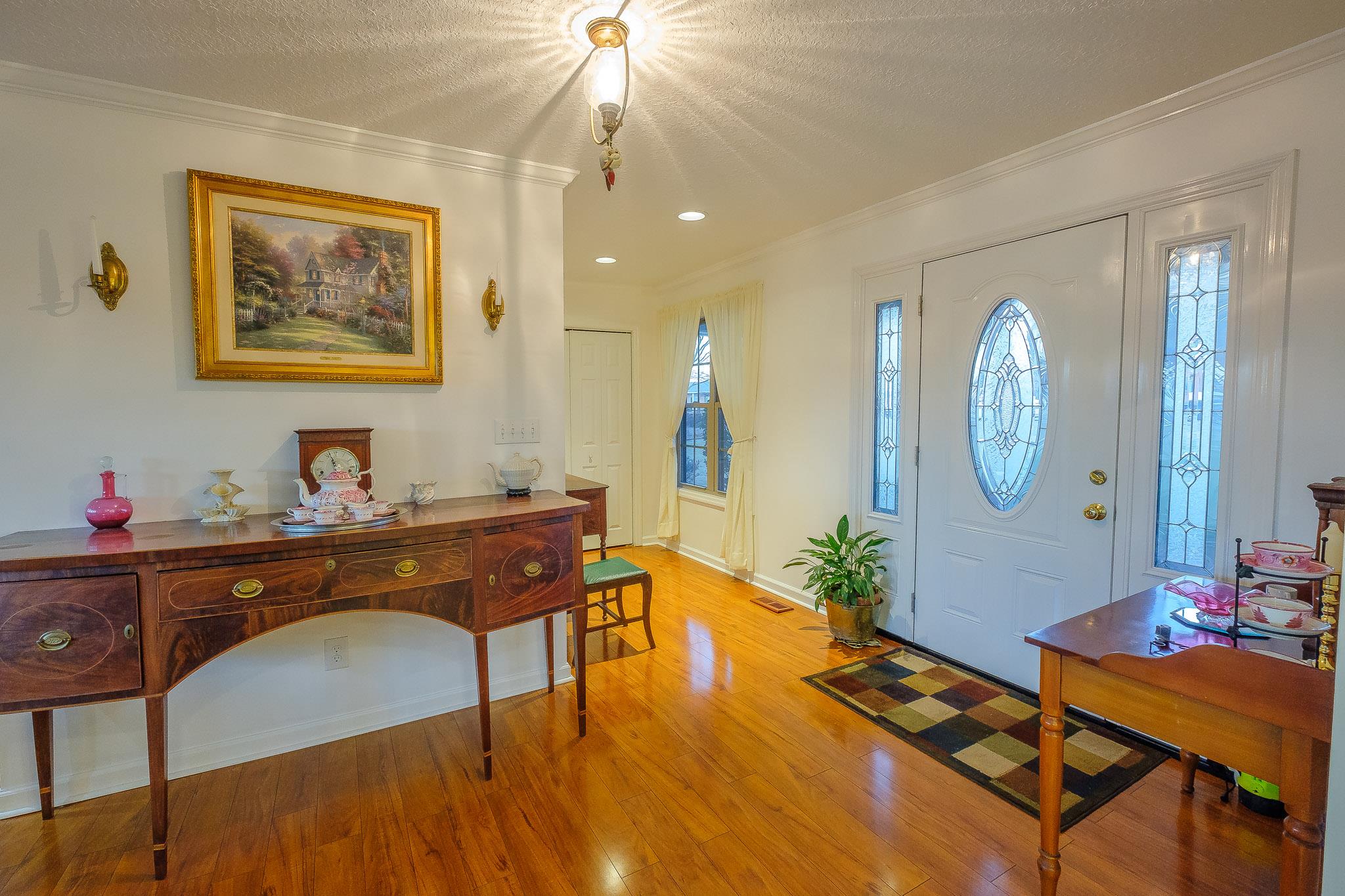1215 Dripping Springs Road Winchester, TN 37398 - Photo 5 of 30 Gallery Image 5