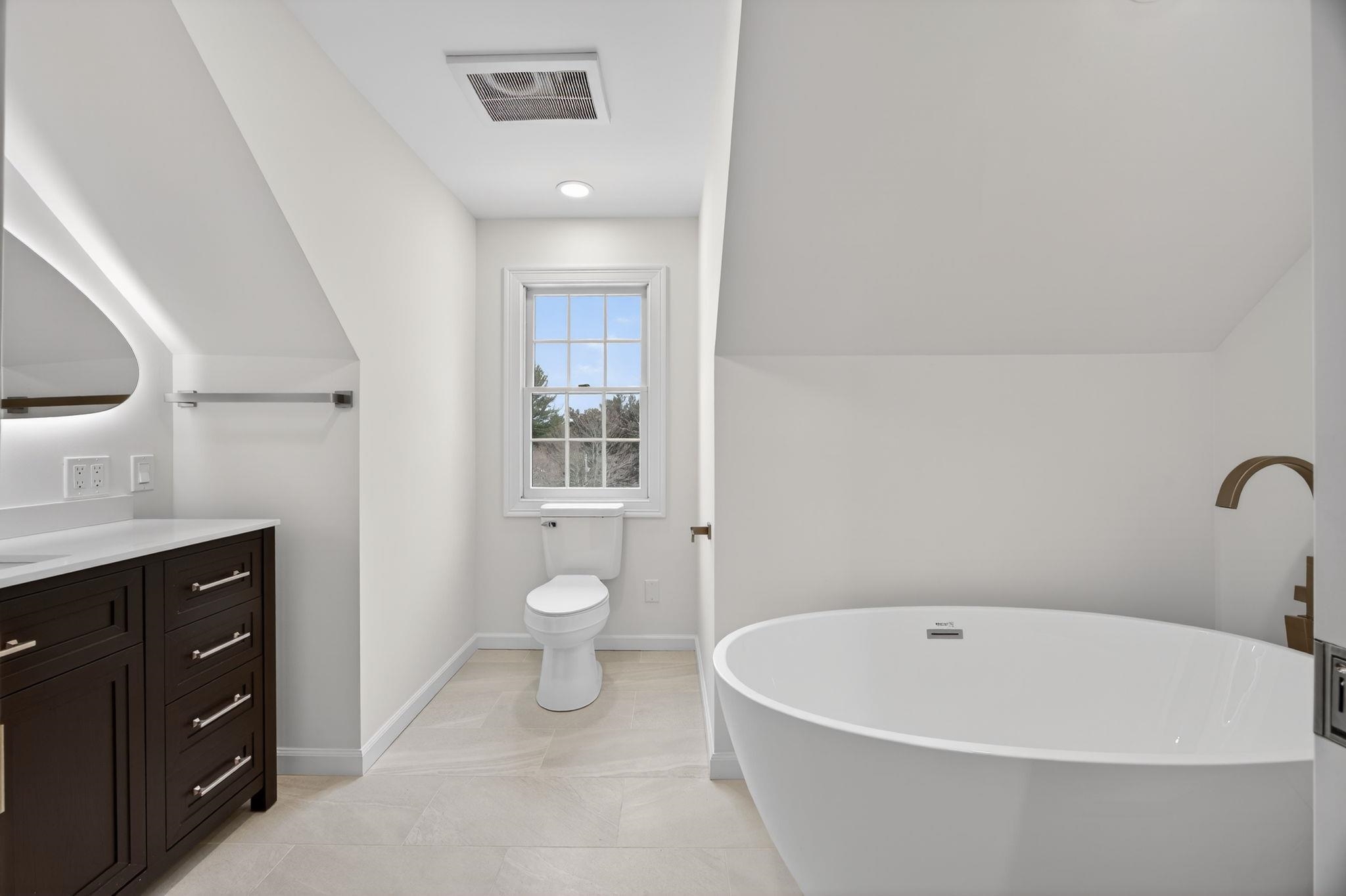 166 Londonderry Road Windham, NH 03087 - Photo 20 of 32