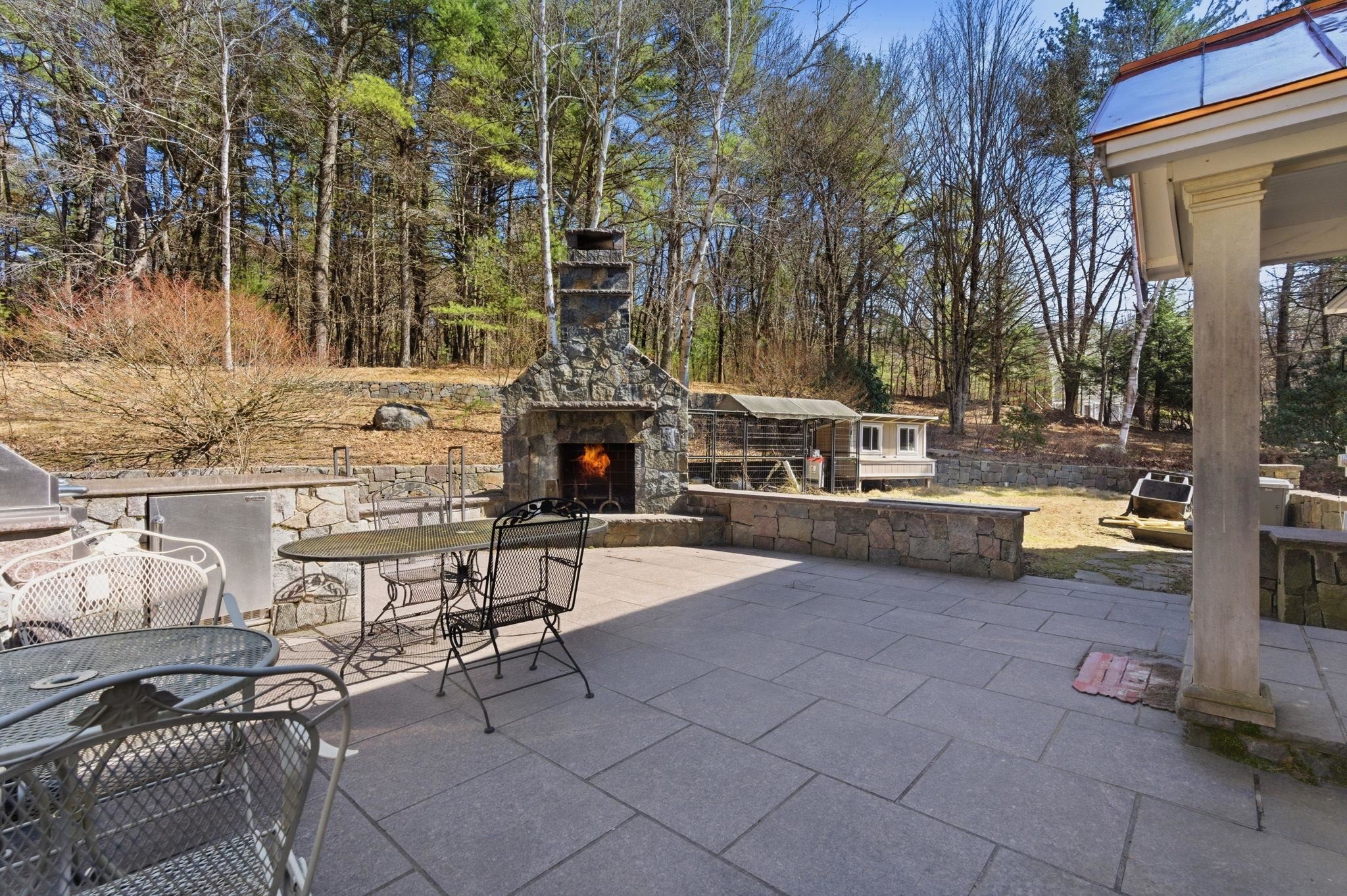166 Londonderry Road Windham, NH 03087 - Photo 27 of 32