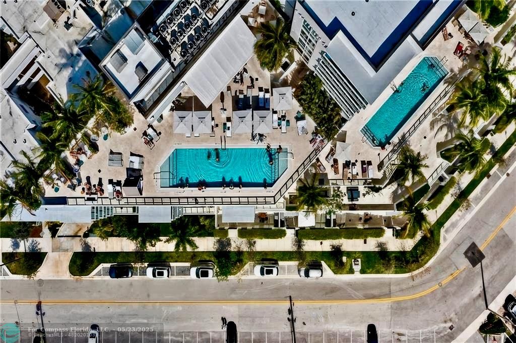 401 North Birch Road, Unit 415 Fort Lauderdale, FL 33304 - Photo 32 of 33 an aerial view of a house with a garden