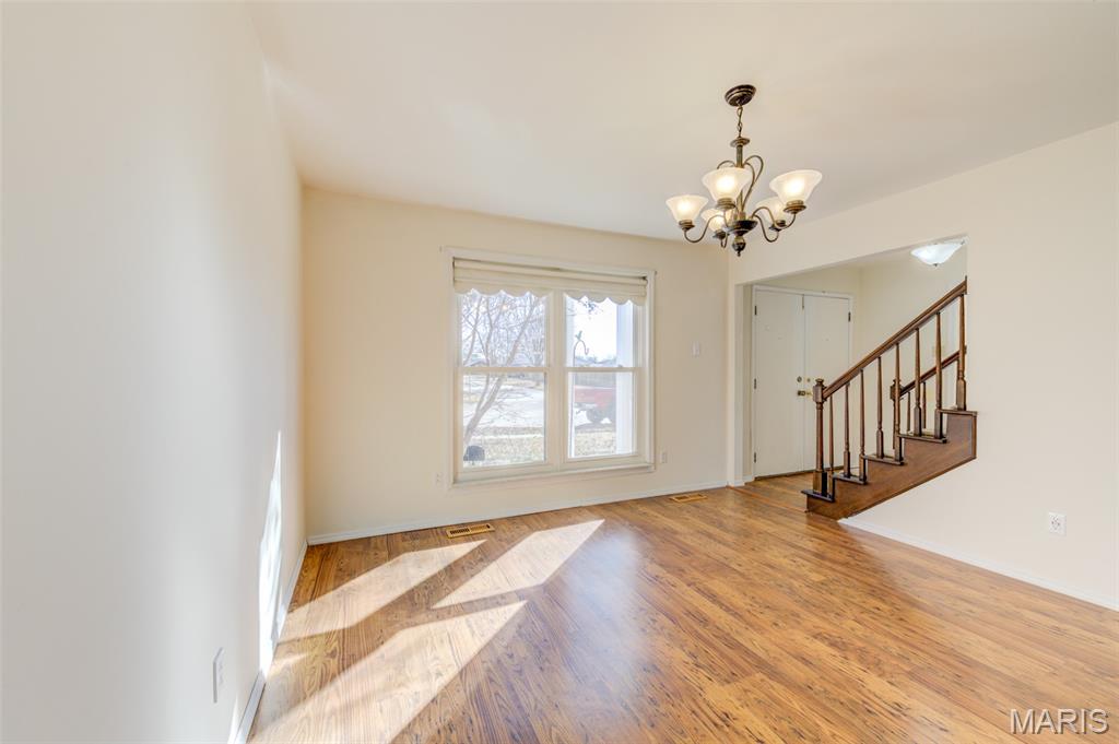 3901 Rue De Renard Florissant, MO 63034 - Photo 12 of 44