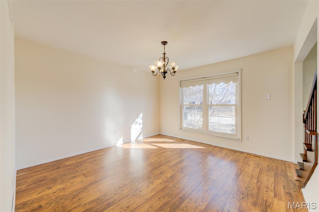 3901 Rue De Renard Florissant, MO 63034 - Photo 13 of 44