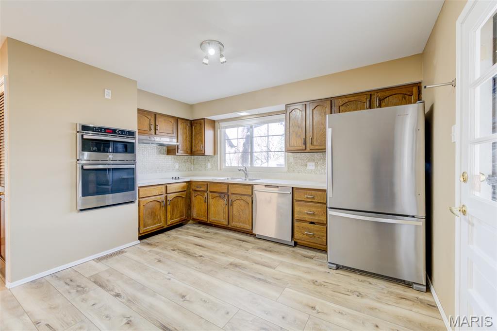 3901 Rue De Renard Florissant, MO 63034 - Photo 15 of 44