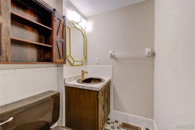 $259,000 | 3901 Rue De Renard, Florissant, MO 63034