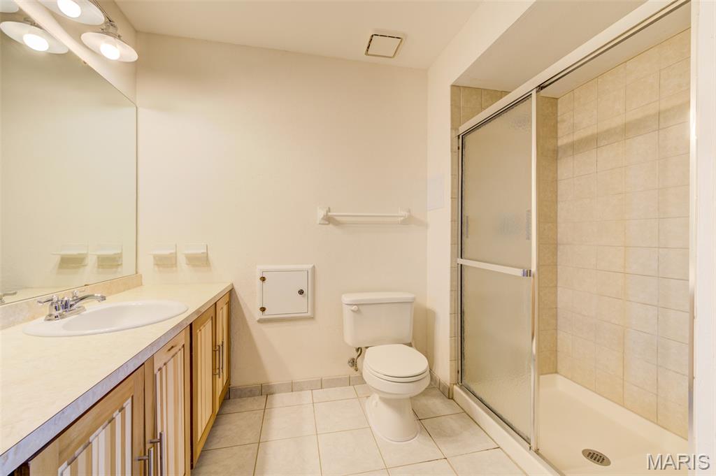 3901 Rue De Renard Florissant, MO 63034 - Photo 27 of 44