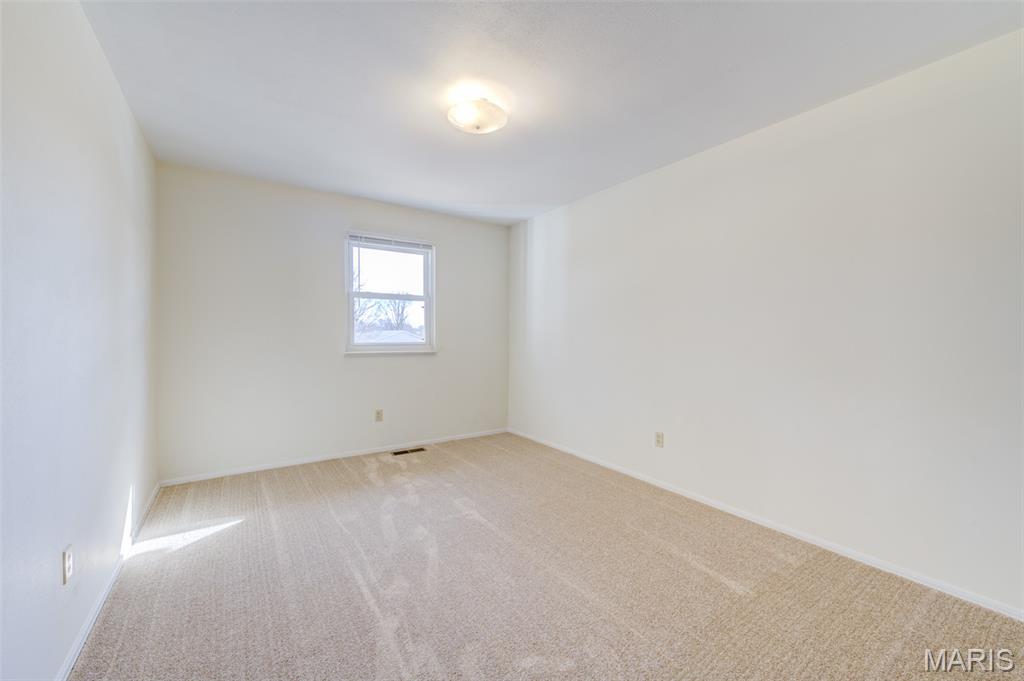 3901 Rue De Renard Florissant, MO 63034 - Photo 33 of 44