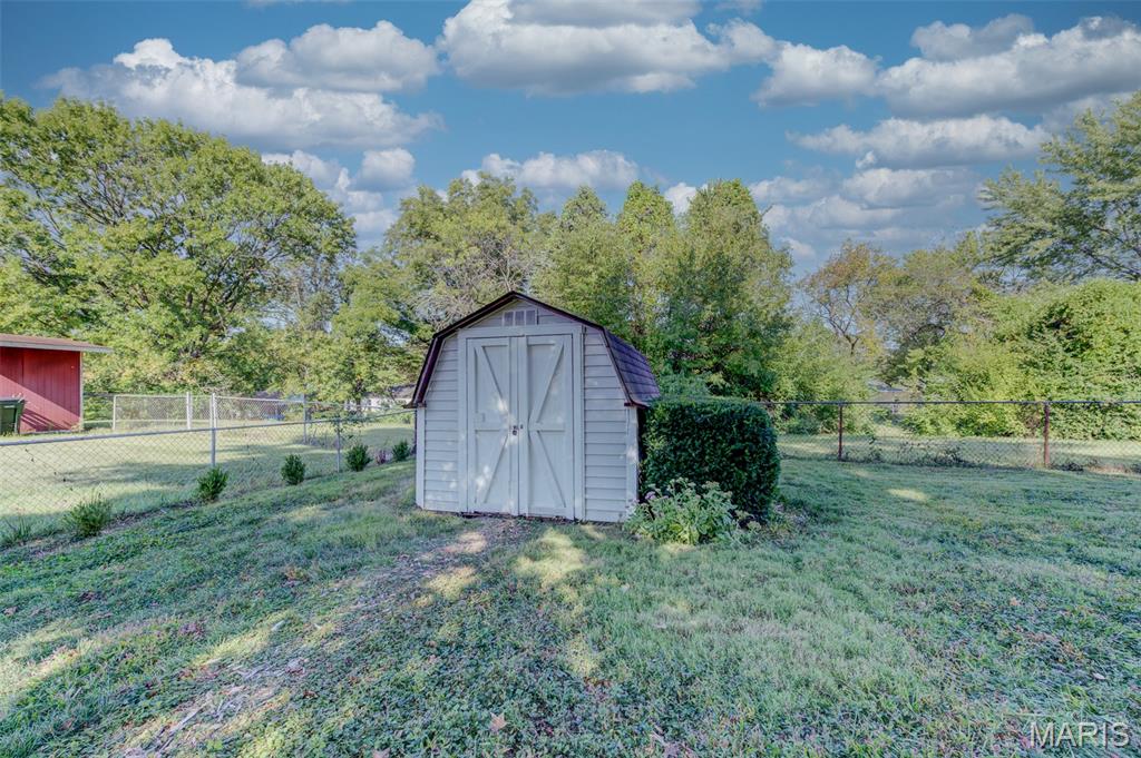 3901 Rue De Renard Florissant, MO 63034 - Photo 5 of 44