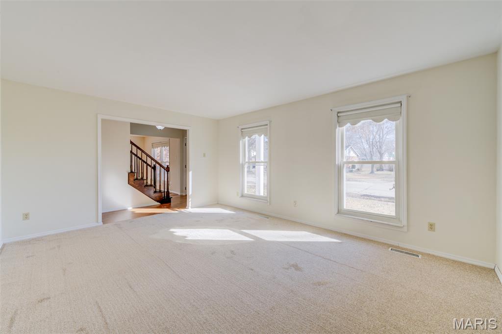 3901 Rue De Renard Florissant, MO 63034 - Photo 10 of 44