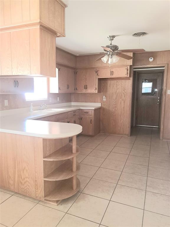 5301 Rutland Avenue Fort Worth, TX 76133 - Photo 3 of 15