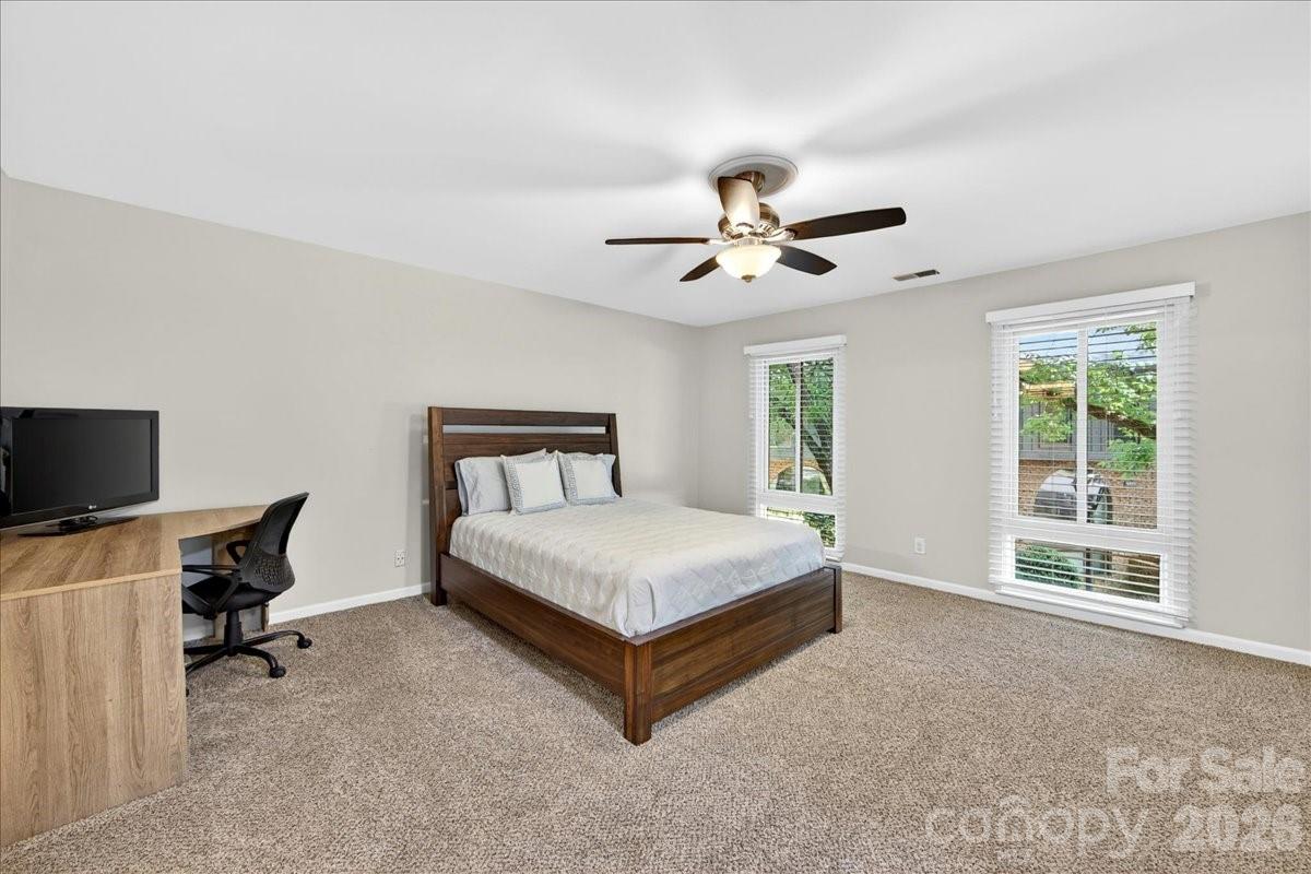 5803 Sharon Road, Unit K Charlotte, NC 28210 - Photo 15 of 35