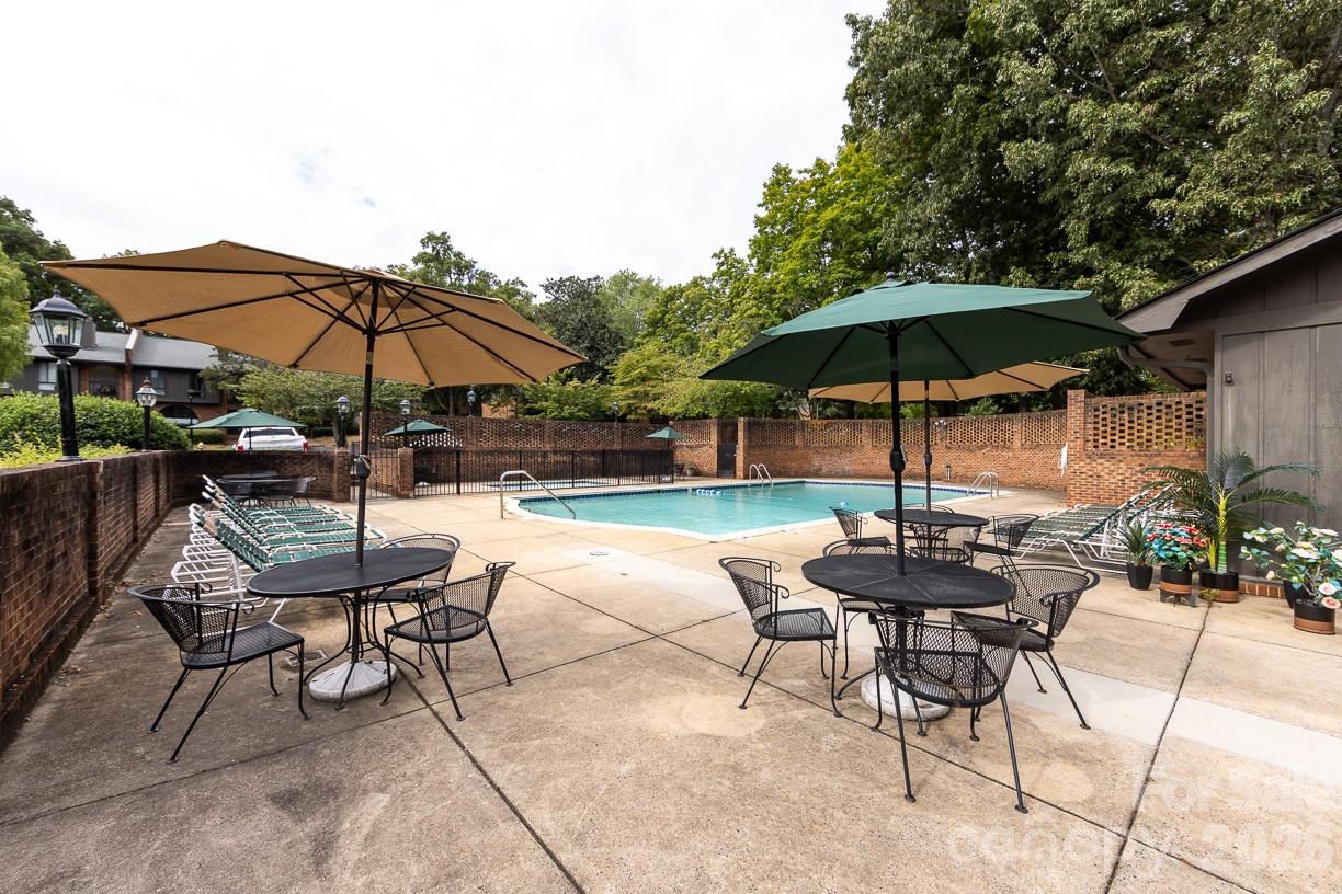 5803 Sharon Road, Unit K Charlotte, NC 28210 - Photo 33 of 35
