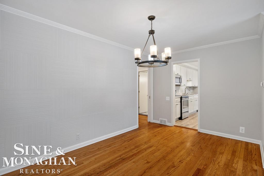 835 Harcourt Road Grosse Pointe, MI 48230 - Photo 9 of 41