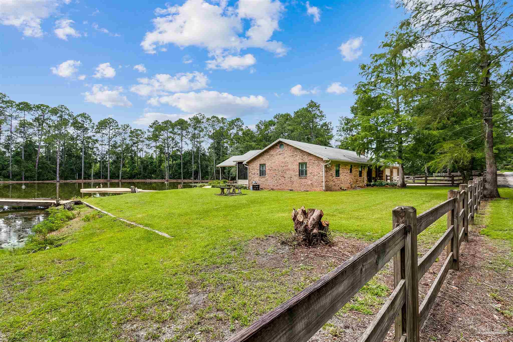 6712 Helms Road Pensacola, FL 32526 - Photo 11 of 48 Gallery Image 11