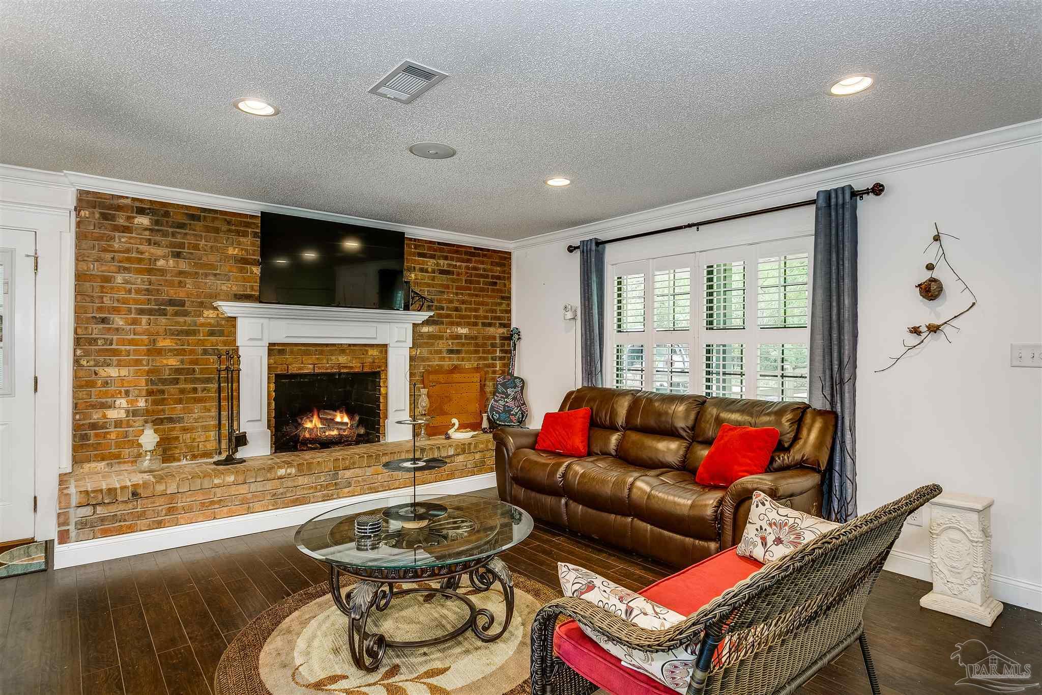 6712 Helms Road Pensacola, FL 32526 - Photo 14 of 48 Gallery Image 14