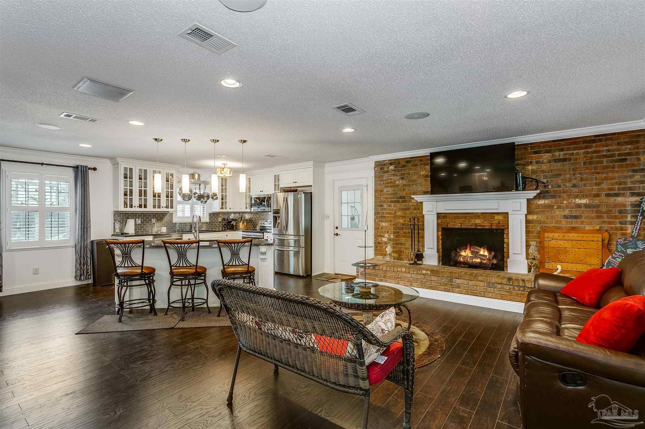 6712 Helms Road Pensacola, FL 32526 - Photo 15 of 48 Gallery Image 15