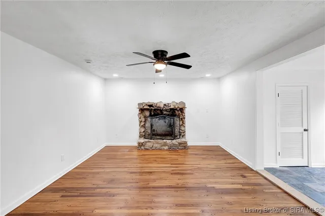 $250,000 | 4945 West Rouck Road, New Albany, IN 47150