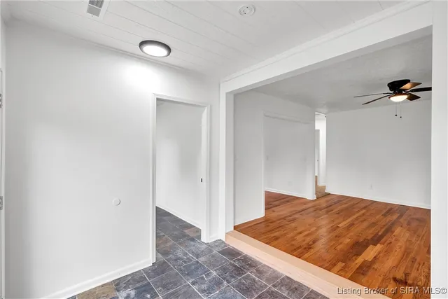 $250,000 | 4945 West Rouck Road, New Albany, IN 47150