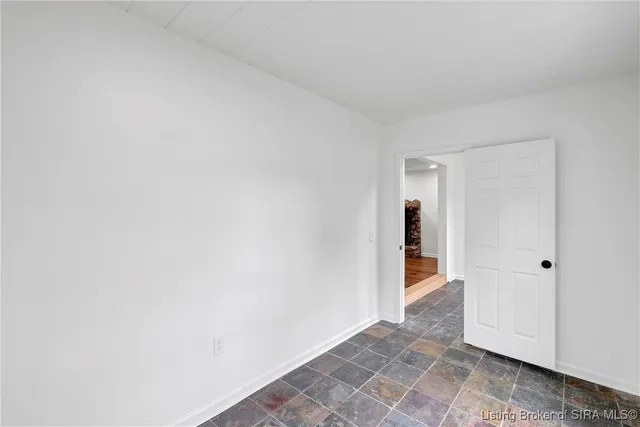 $250,000 | 4945 West Rouck Road, New Albany, IN 47150