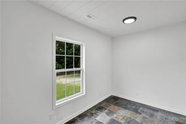 $250,000 | 4945 West Rouck Road, New Albany, IN 47150