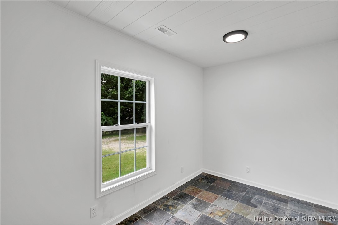 4945 West Rouck Road New Albany, IN 47150 - Photo 9 of 40