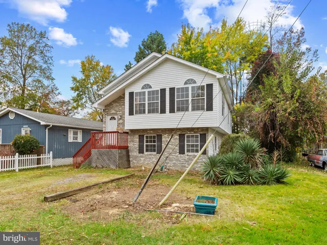 $400,000 | 4012 10th Street, North Beach, MD 20714